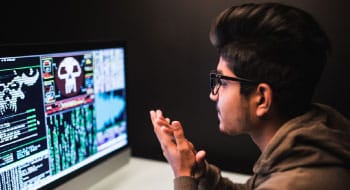 Image Caption Generation using Encoder Decoder Sequence